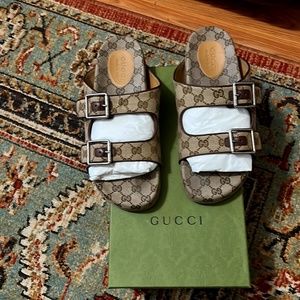 Gucci Men Slide Sandals with Straps , Size 10  . Sandals